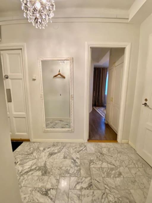 Glorious Apartment In Hakaniemi ヘルシンキ エクステリア 写真